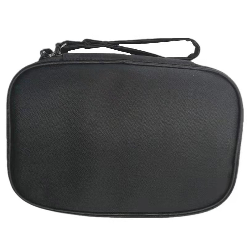 Dual Controller Carrying Case  - Gaming Setup Accessories Xbox recension och pris